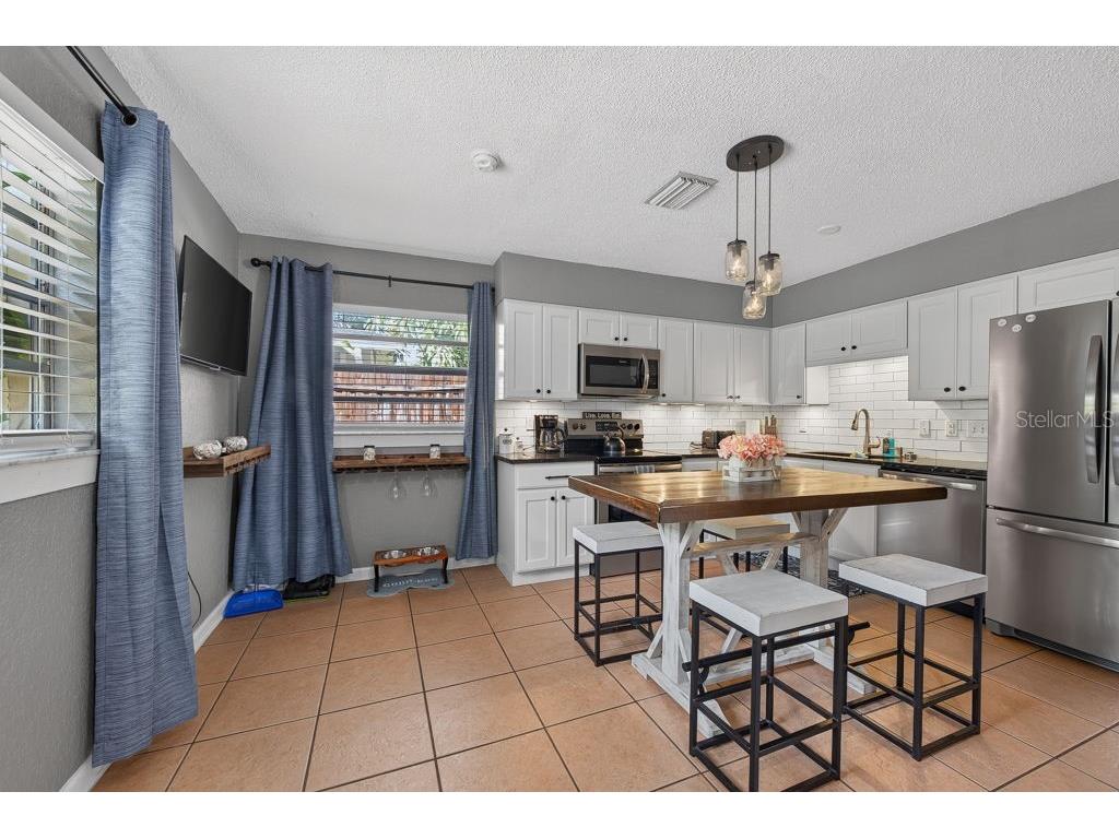 610 1st Avenue NE Largo FL 33770 TB8525596 image9