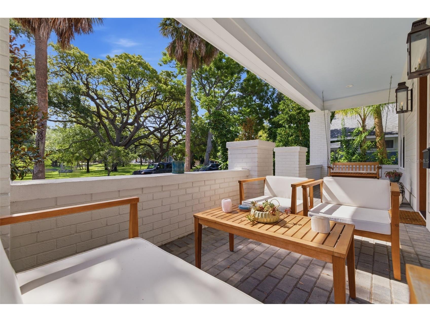 610 5th Street N Saint Petersburg FL 33701 TB8514288 image2