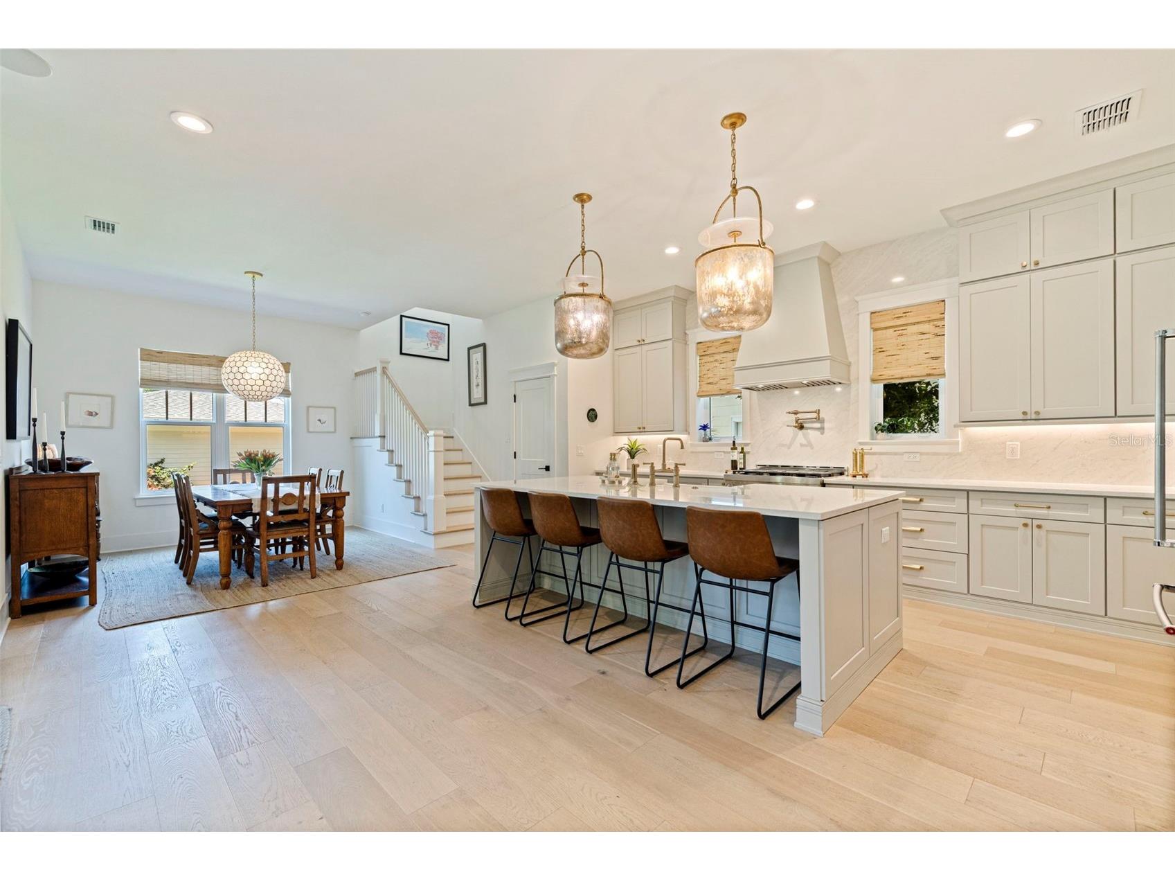 610 5th Street N Saint Petersburg FL 33701 TB8514288 image7
