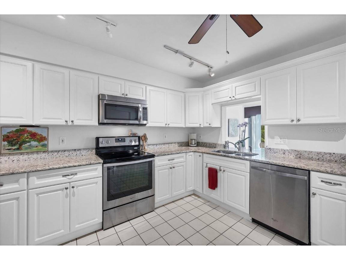 610 Apple Lane Englewood FL 34223 D6143954 image10