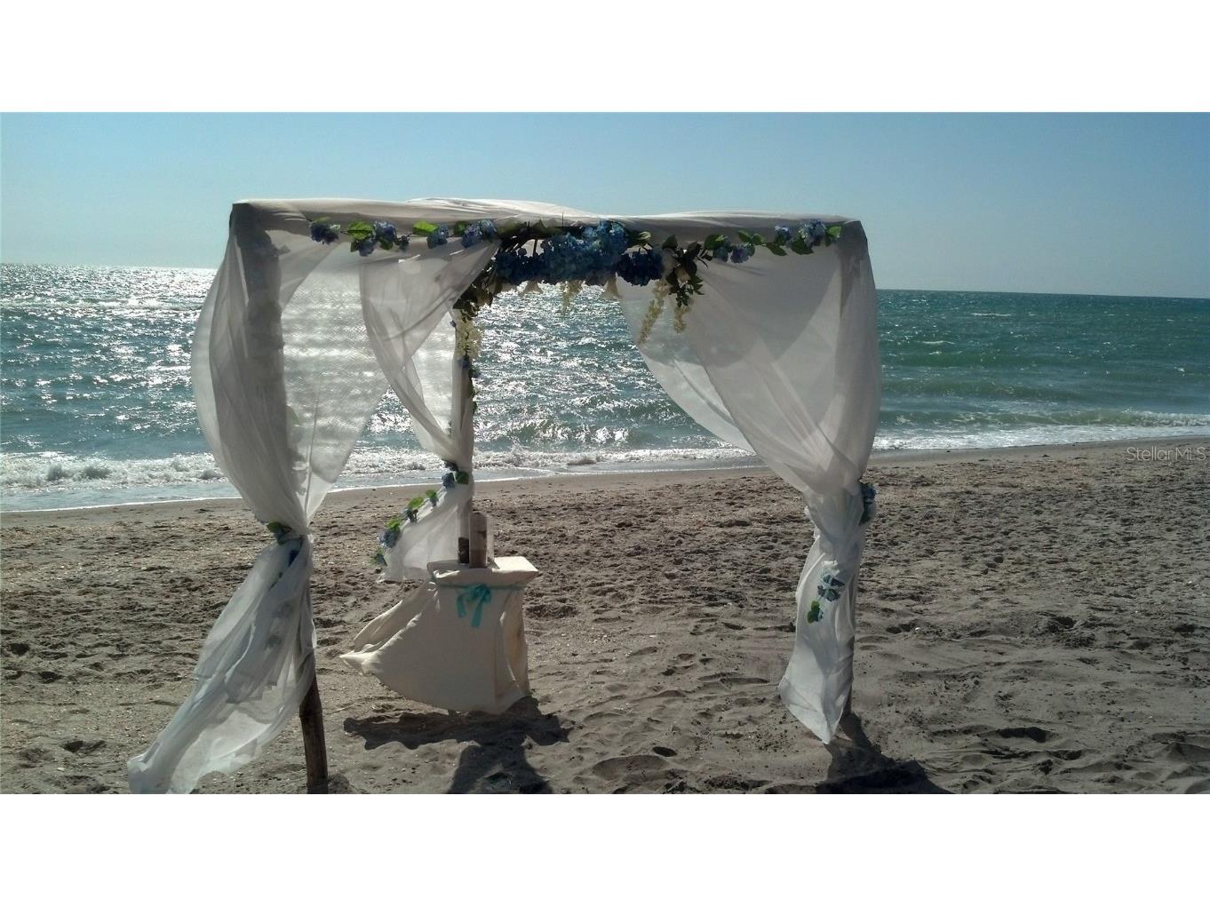 610 Apple Lane Englewood FL 34223 D6143954 image100