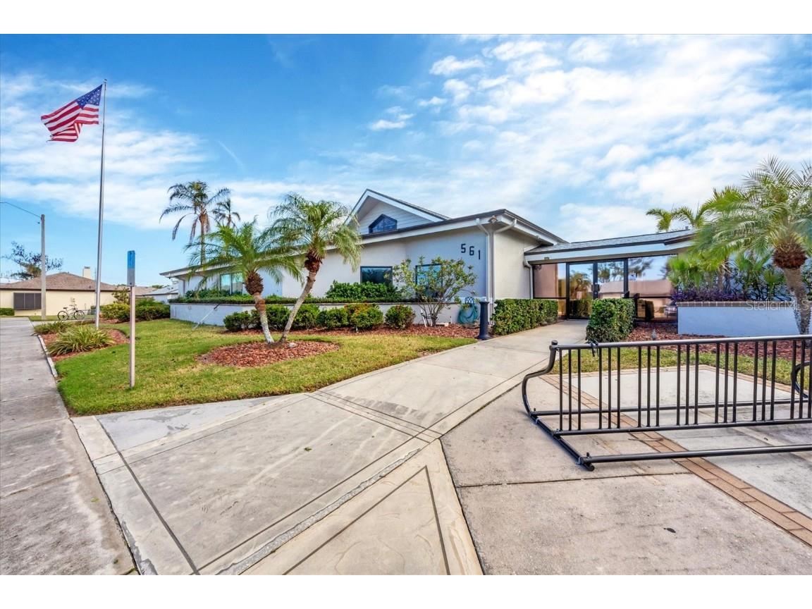 610 Apple Lane Englewood FL 34223 D6143954 image35