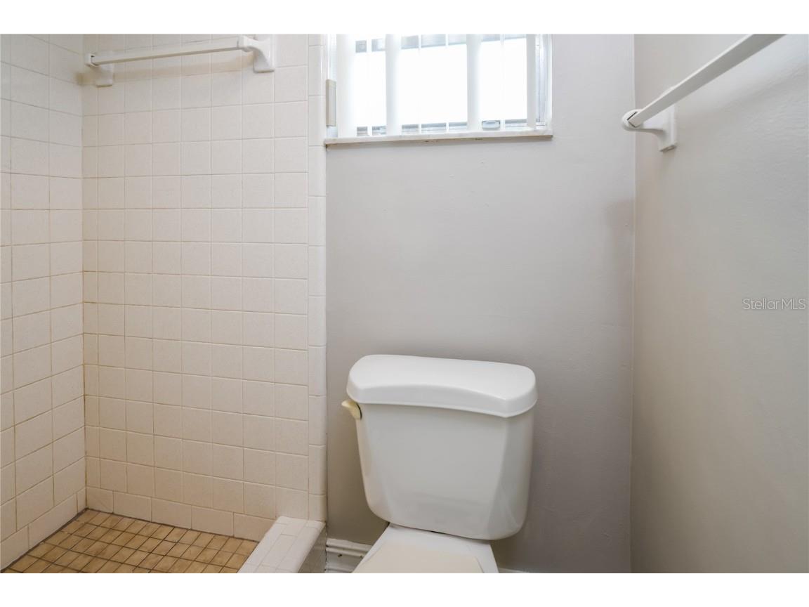 610 Charlotte Avenue Tarpon Springs FL 34689 O6360071 image8