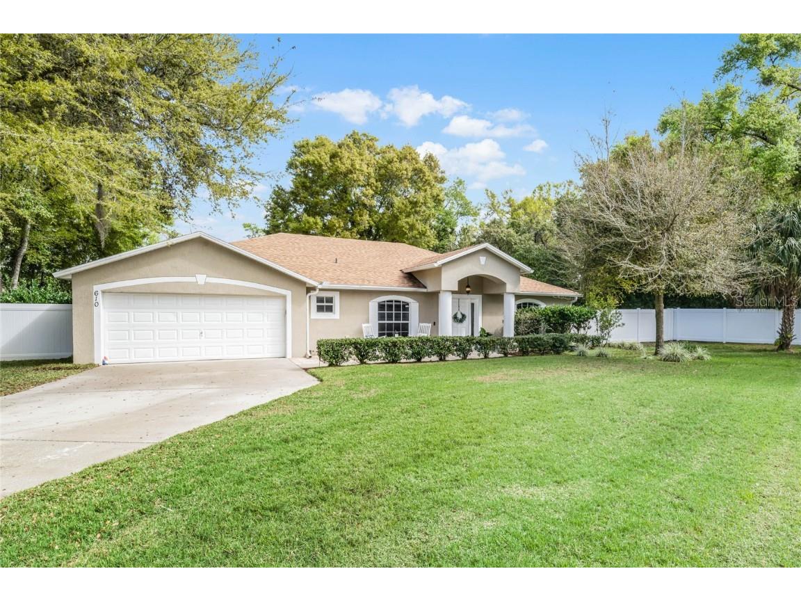 610 Cypress Oak Circle Deland FL 32720 V4934952 image1