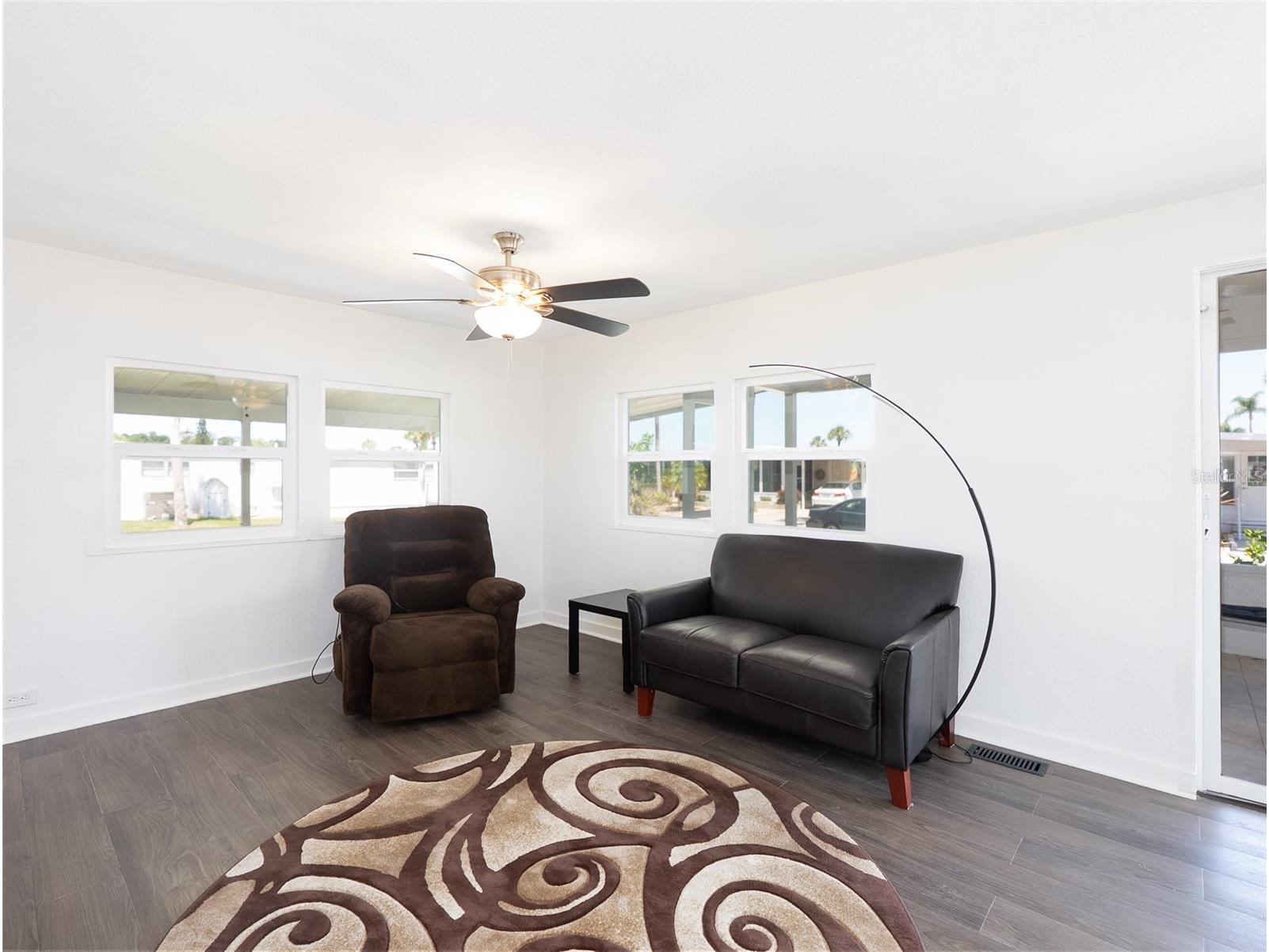 610 Delphinium Drive Venice FL 34293 N6144121 image11