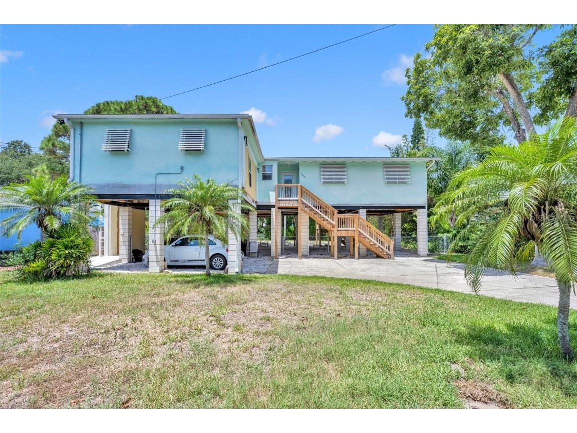 610 Goodwin Avenue New Smyrna Beach FL 32169 V4937594 image1