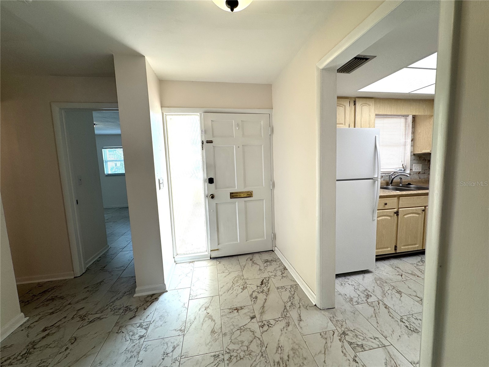 610 Indian Rocks Road N #103 Belleair Bluffs FL 33770 TB8492564 image2