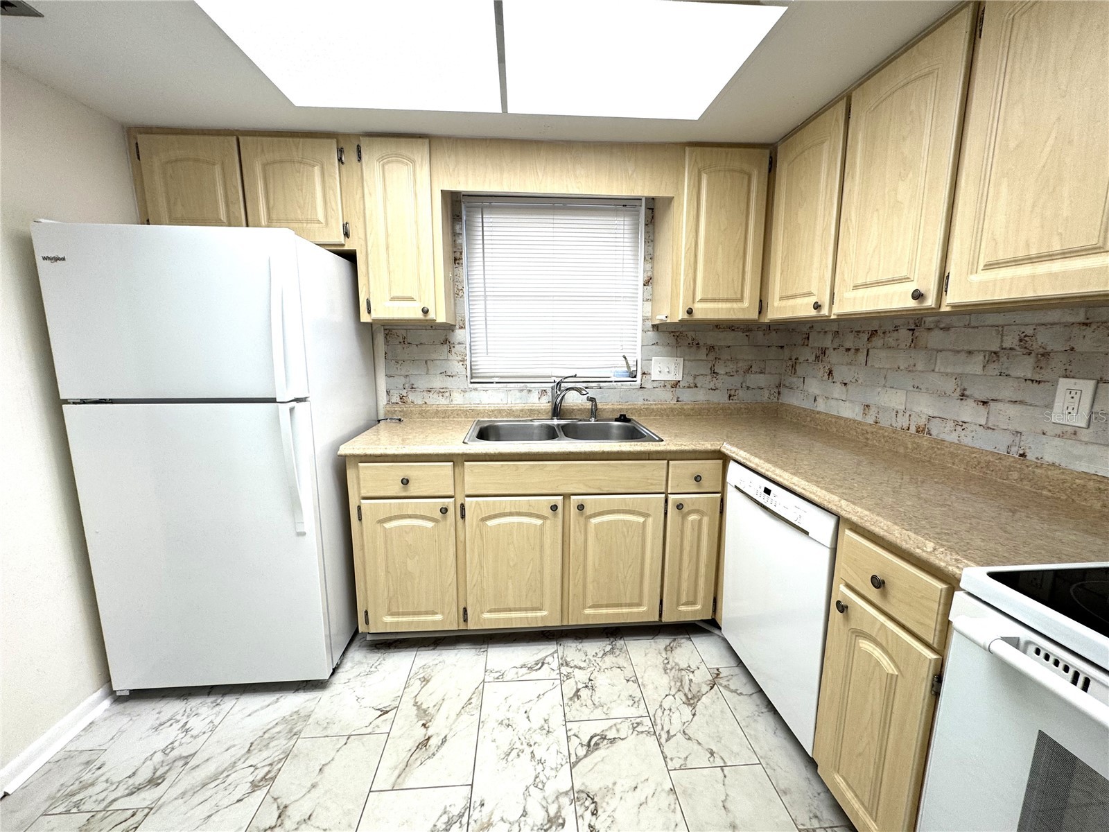 610 Indian Rocks Road N #103 Belleair Bluffs FL 33770 TB8492564 image3