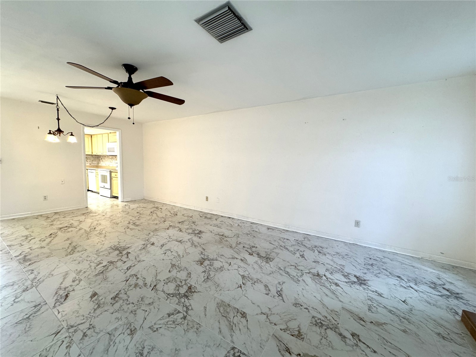 610 Indian Rocks Road N #103 Belleair Bluffs FL 33770 TB8492564 image6
