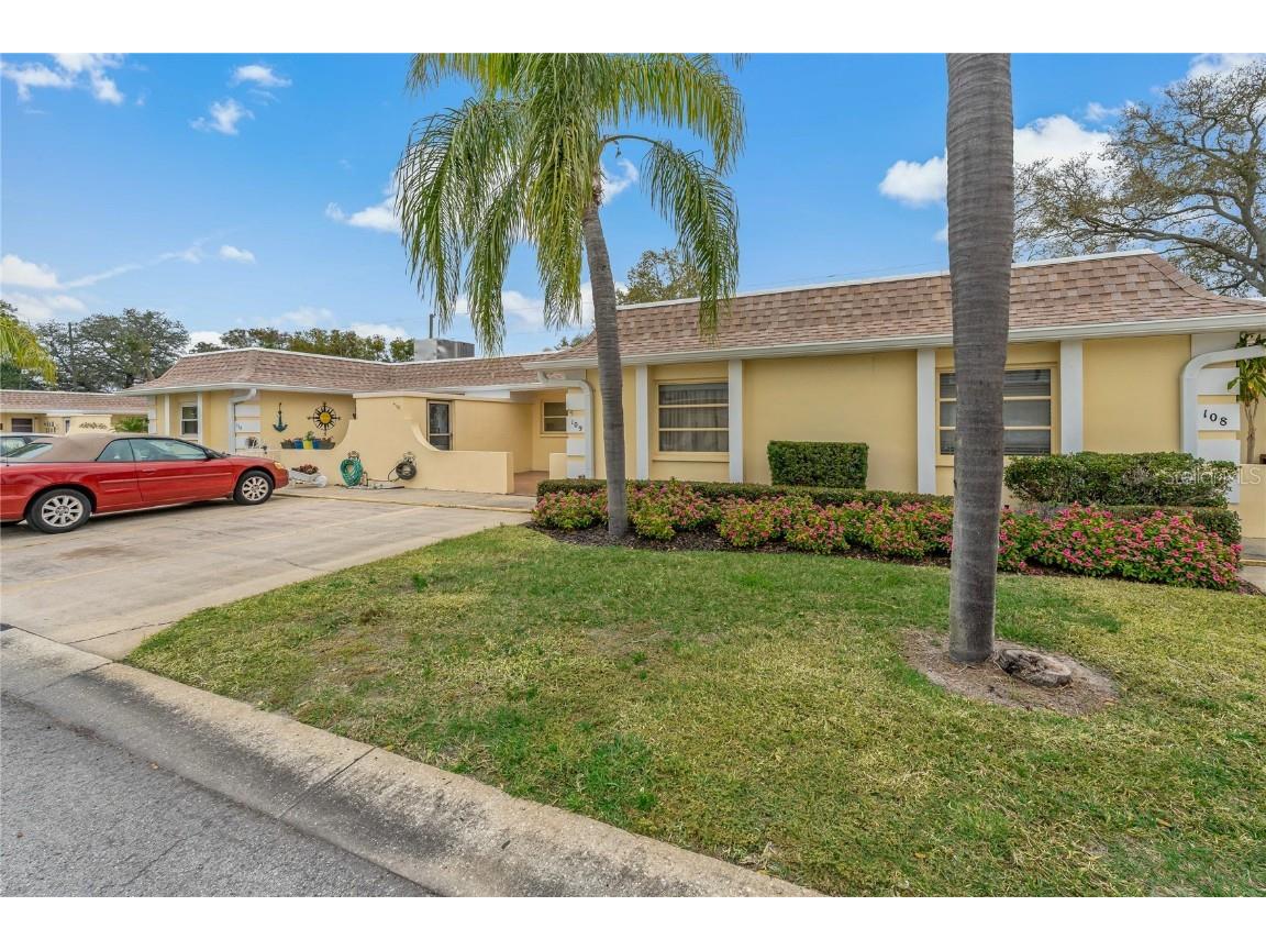 610 Indian Rocks Road N #109 Belleair Bluffs FL 33770 U8231351 image1