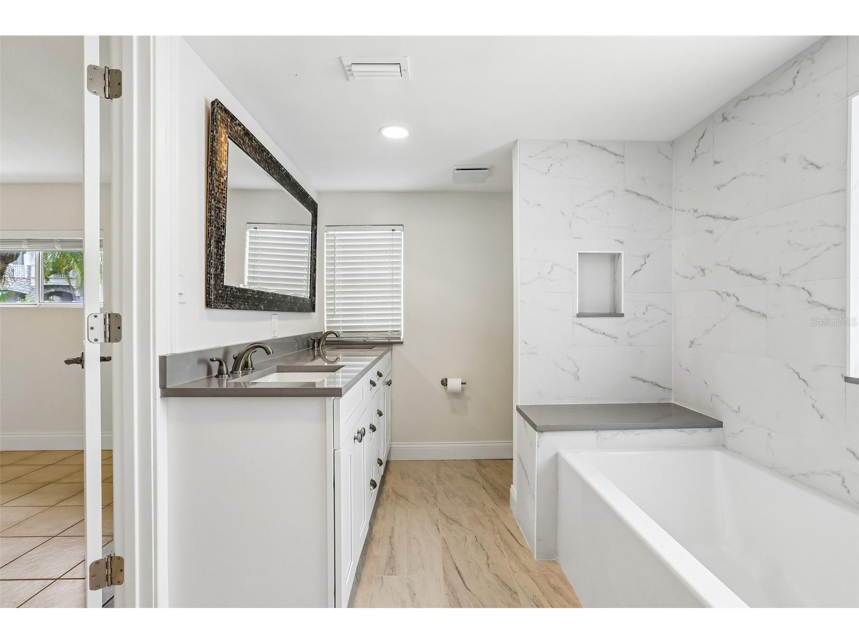 610 Indiana Avenue Crystal Beach FL 34681 TB8516703 image11