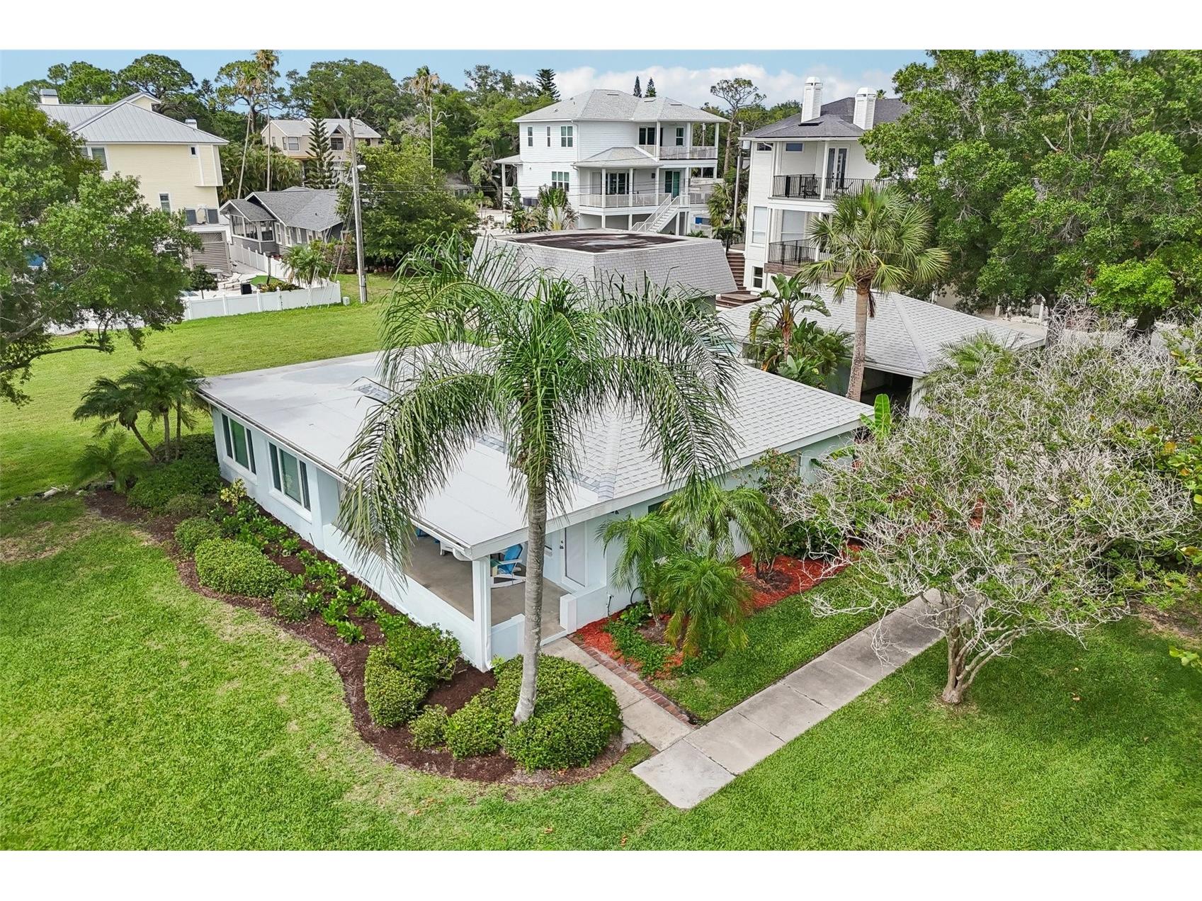 610 Indiana Avenue Crystal Beach FL 34681 TB8516703 image47