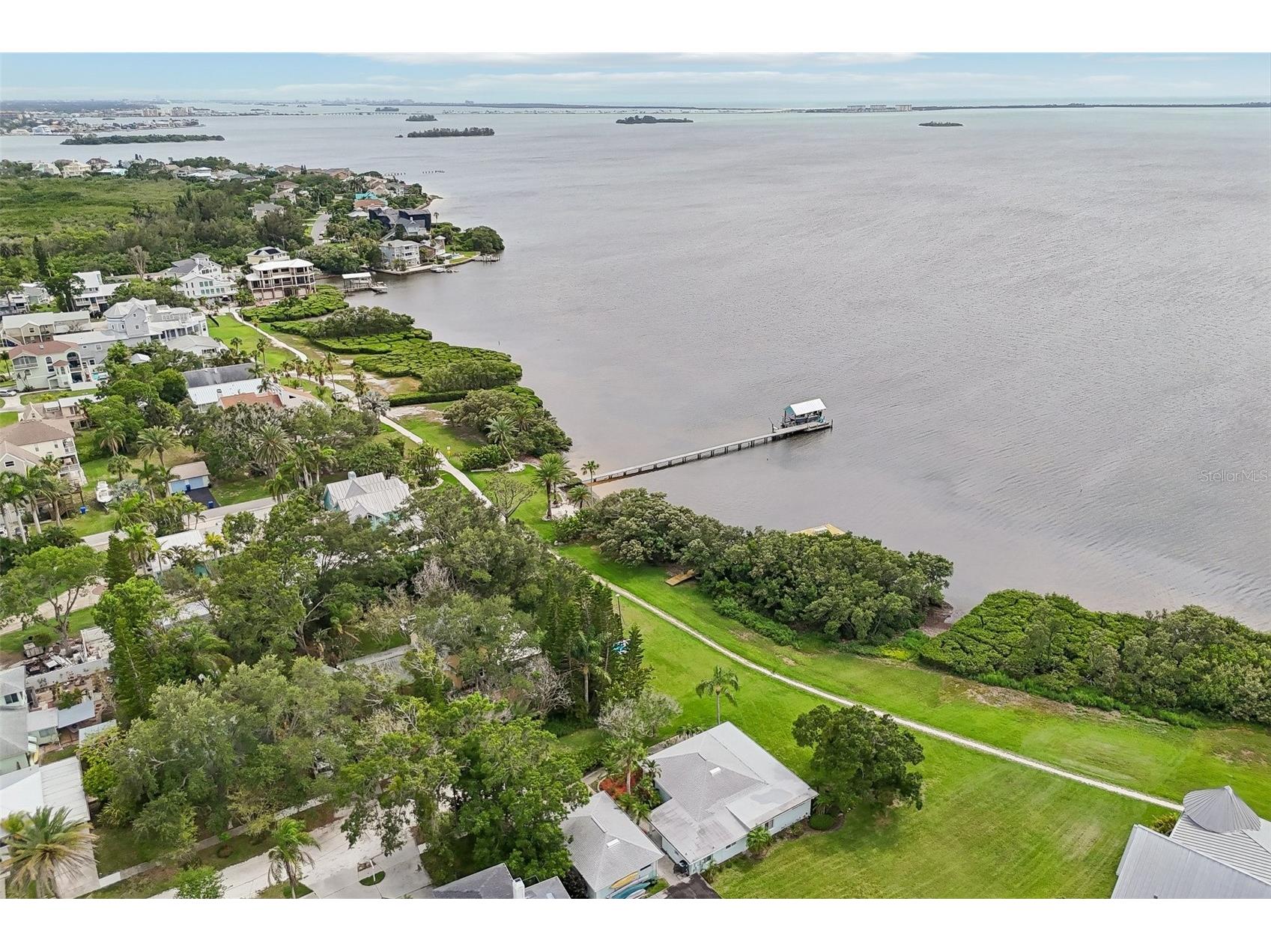 610 Indiana Avenue Crystal Beach FL 34681 TB8516703 image49