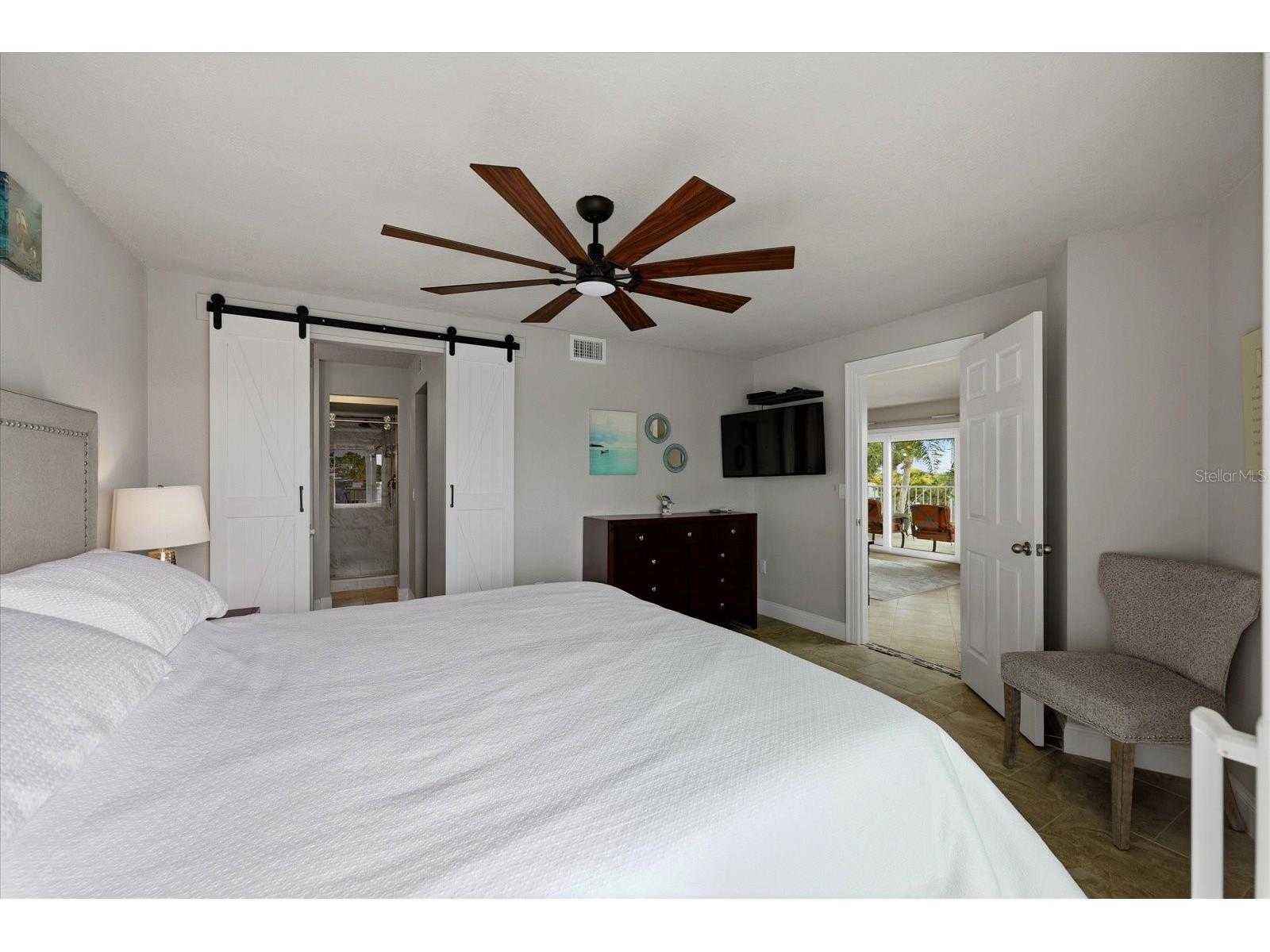 610 Island Way #201 Clearwater Beach FL 33767 TB8519458 image19