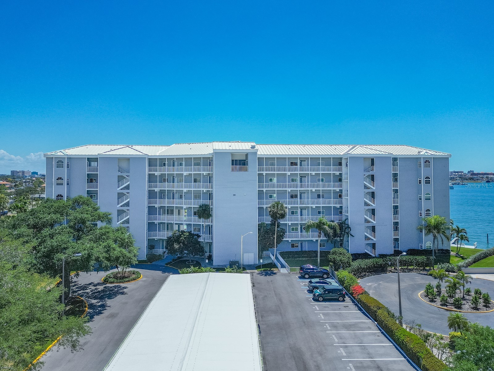 610 Island Way #407 Clearwater Beach FL 33767 TB8495352 image2