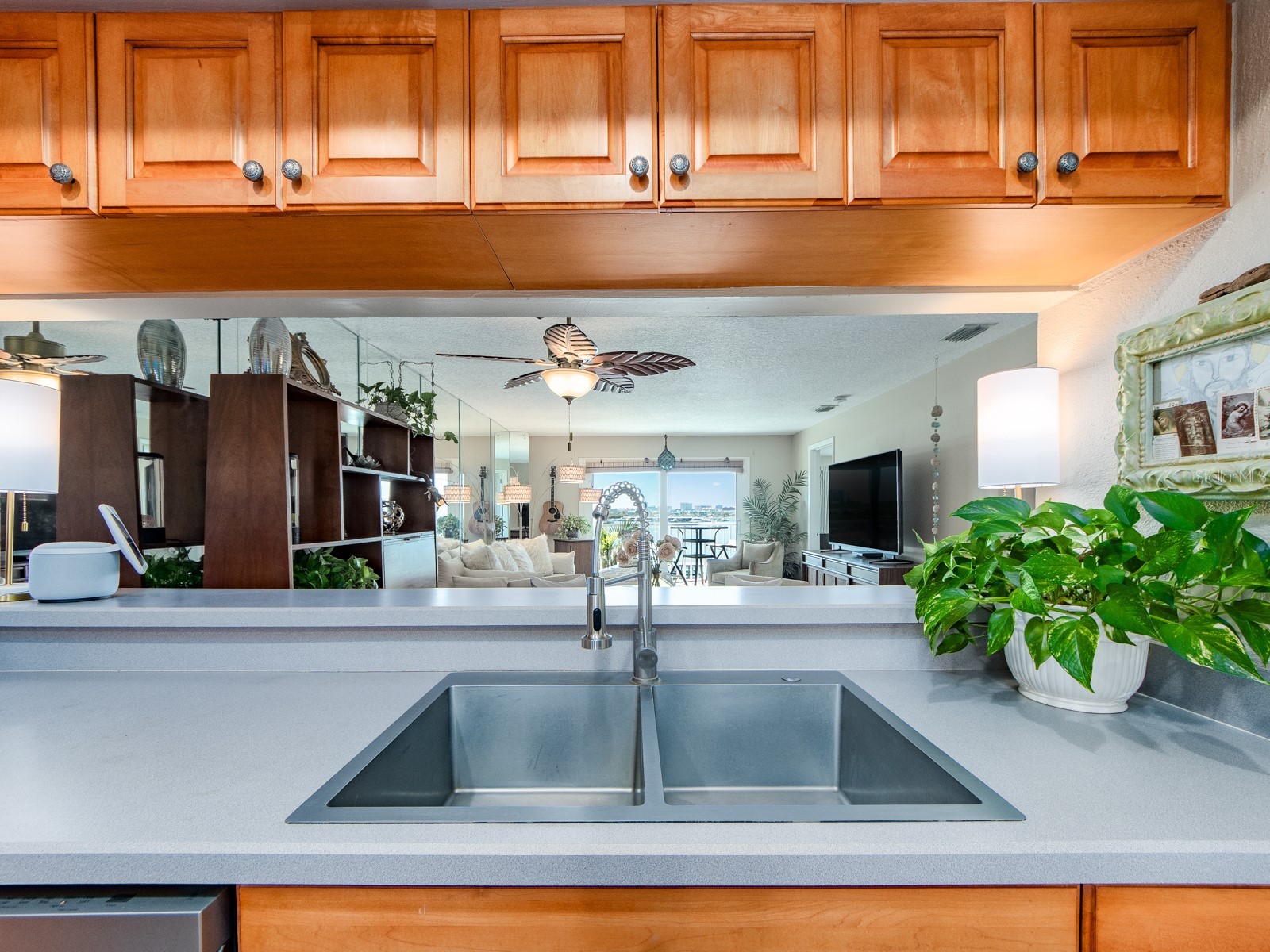 610 Island Way #407 Clearwater Beach FL 33767 TB8495352 image8