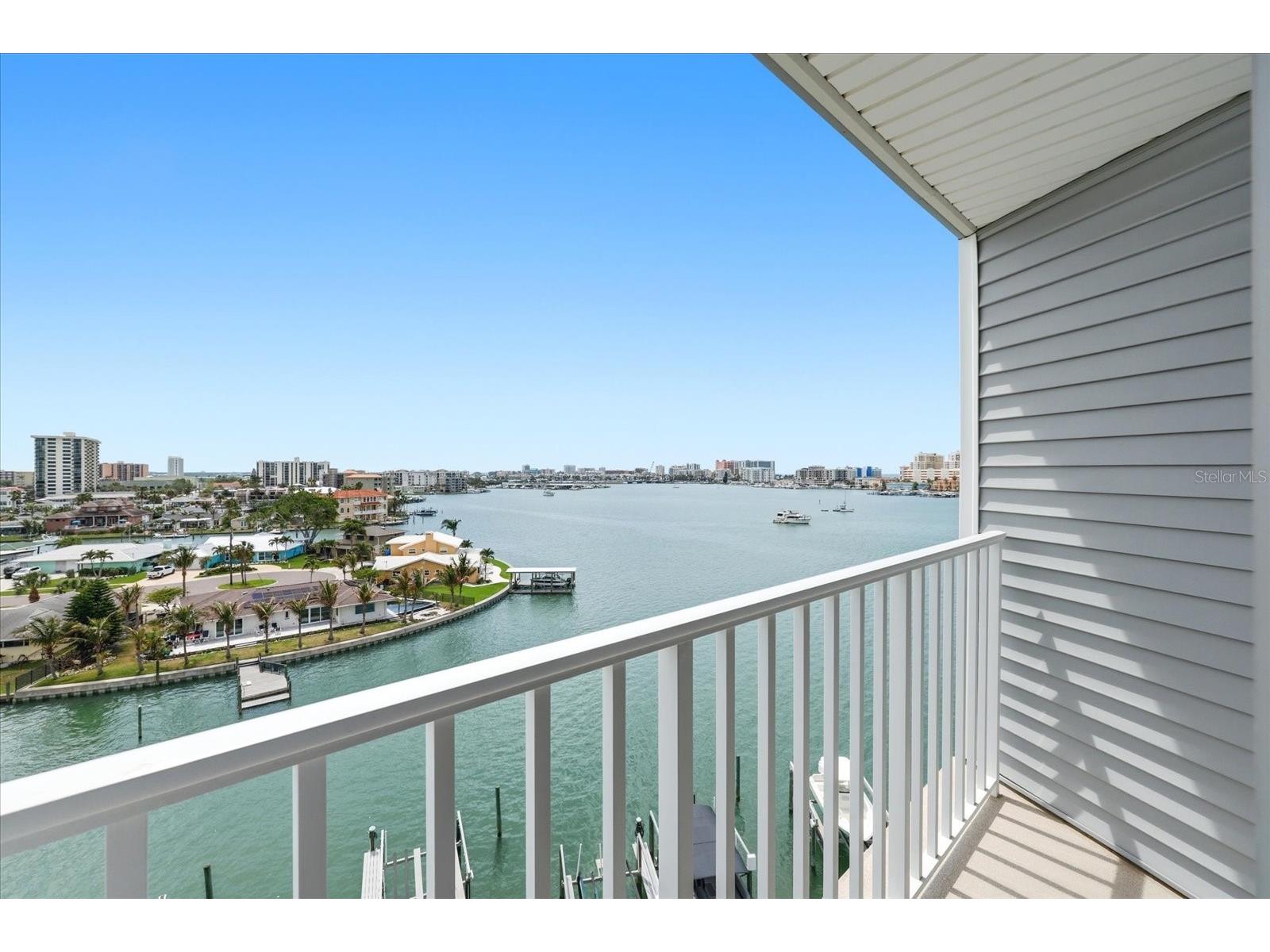 610 Island Way #607 Clearwater Beach FL 33767 TB8497354 image1