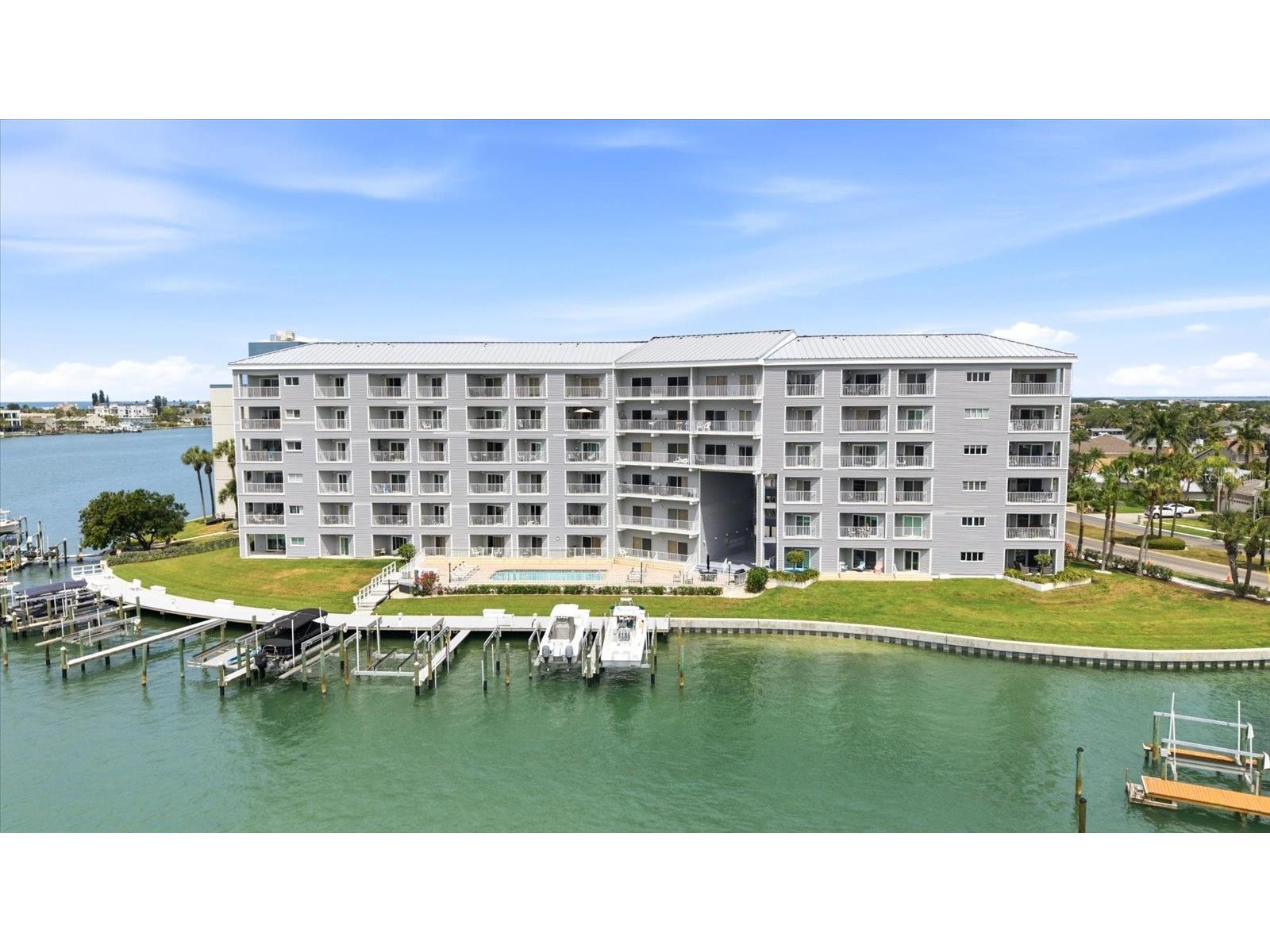 610 Island Way #607 Clearwater Beach FL 33767 TB8497354 image30