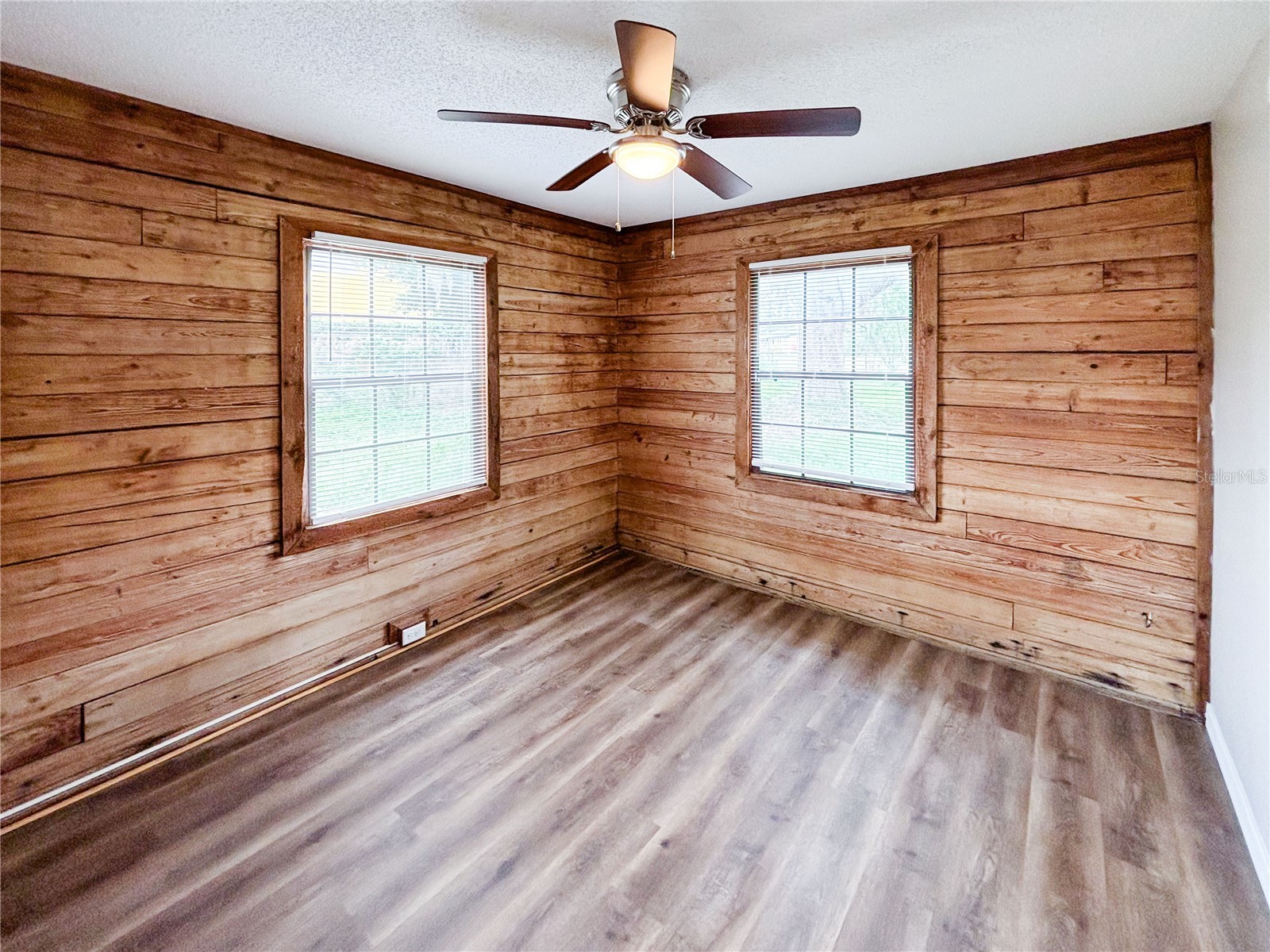 610 King Henry Court Seffner FL 33584 TB8508787 image10