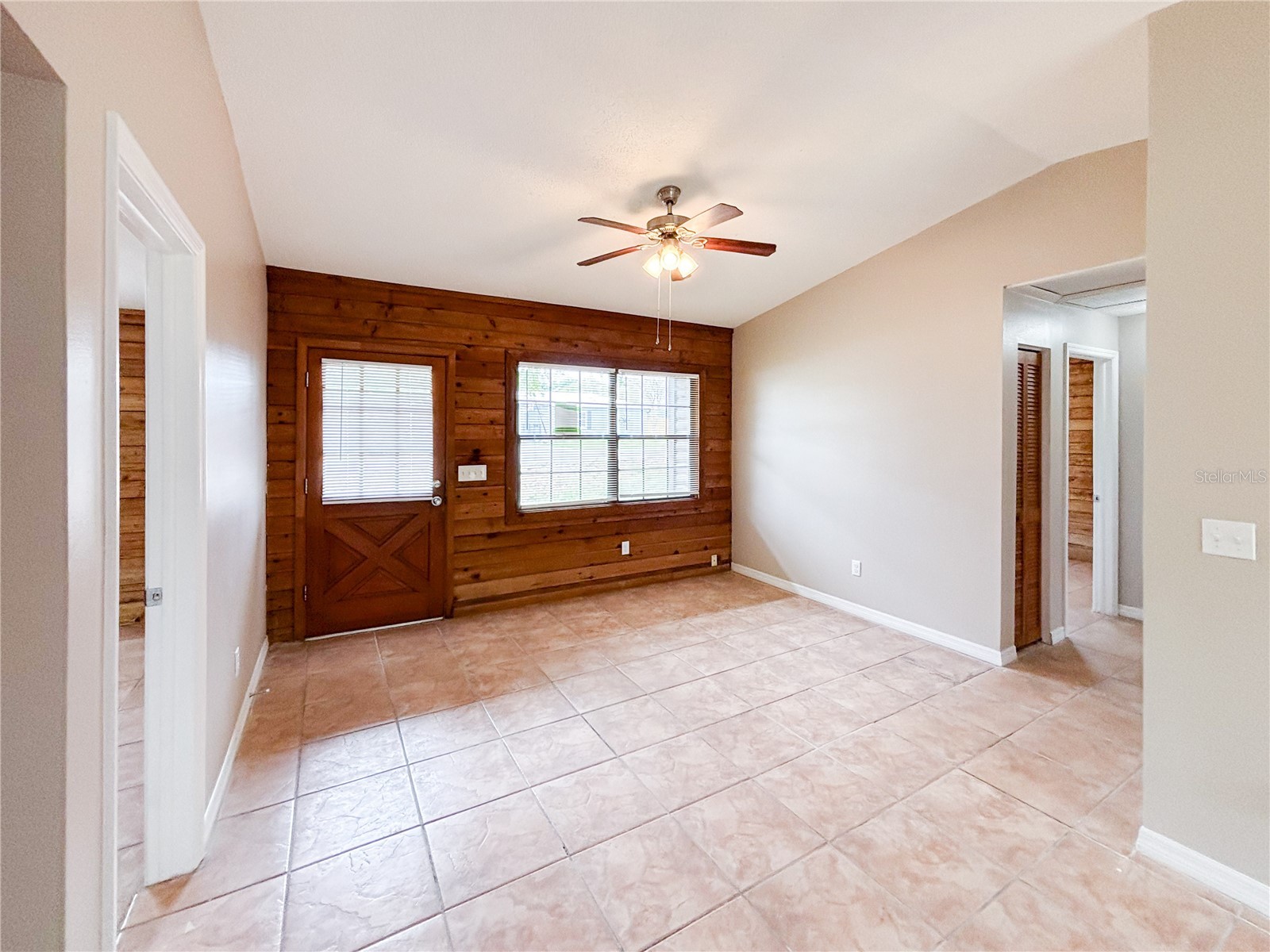 610 King Henry Court Seffner FL 33584 TB8508787 image4