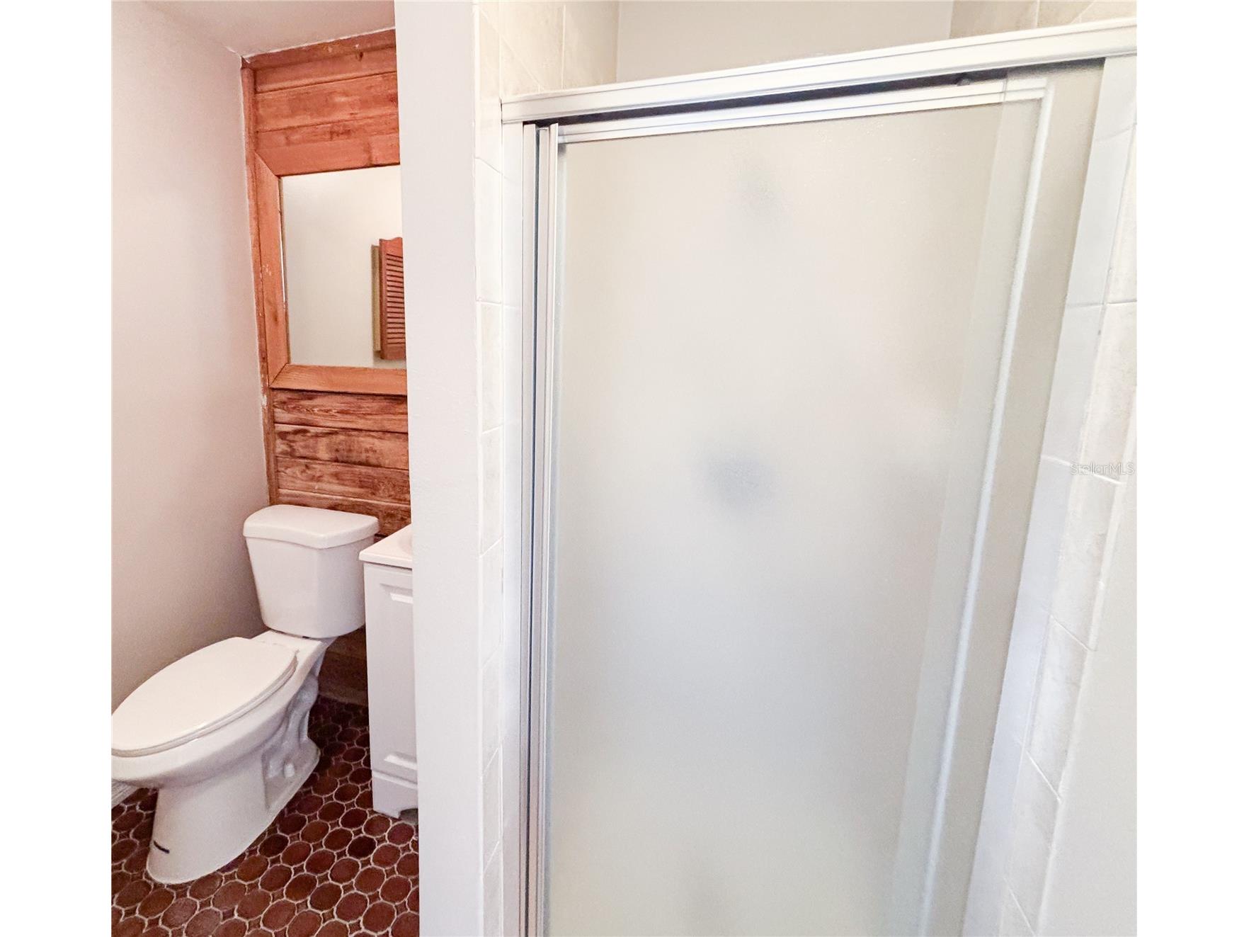 610 King Henry Court Seffner FL 33584 TB8508787 image8