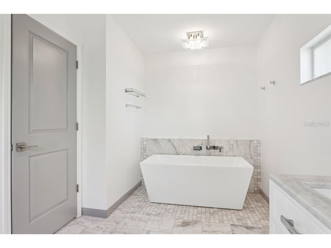 610 Luzon Avenue Tampa FL 33606 TB8448372 image18