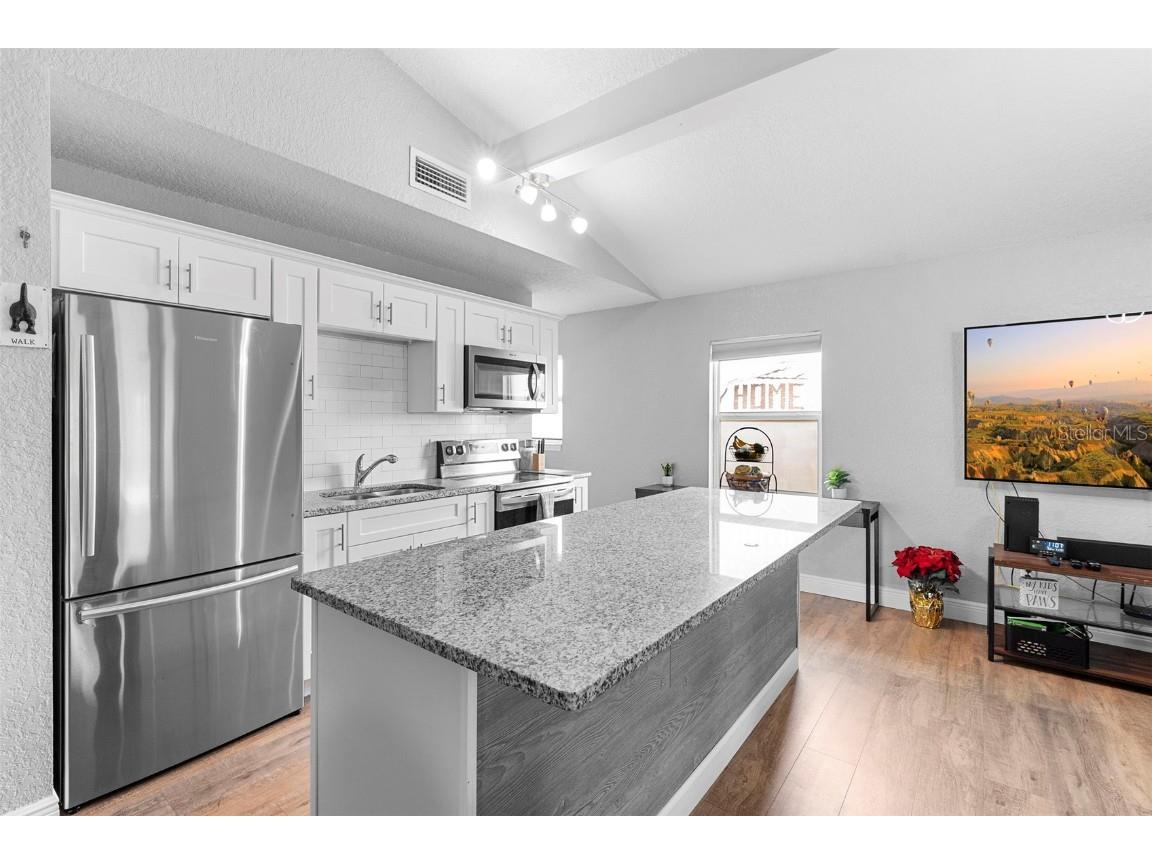 610 Nardello Drive Deltona FL 32725 V4945654 image3