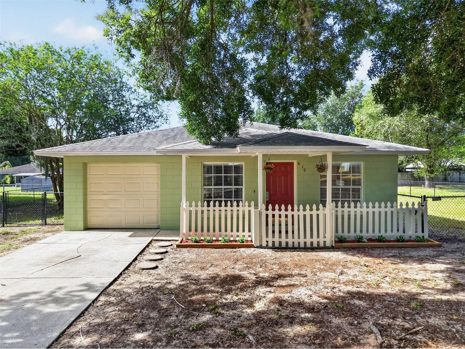610 Palmetto Drive Mascotte FL 34753 G5111638 image2