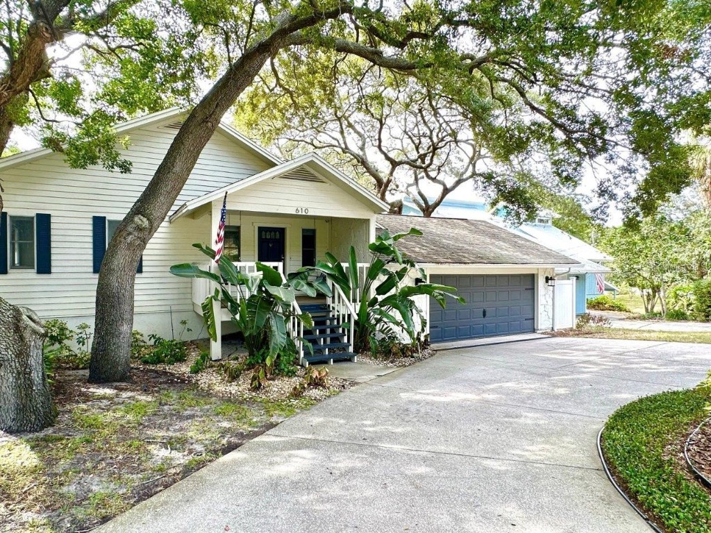 610 Smallwood Circle Clearwater FL 33755 U8217242 image1
