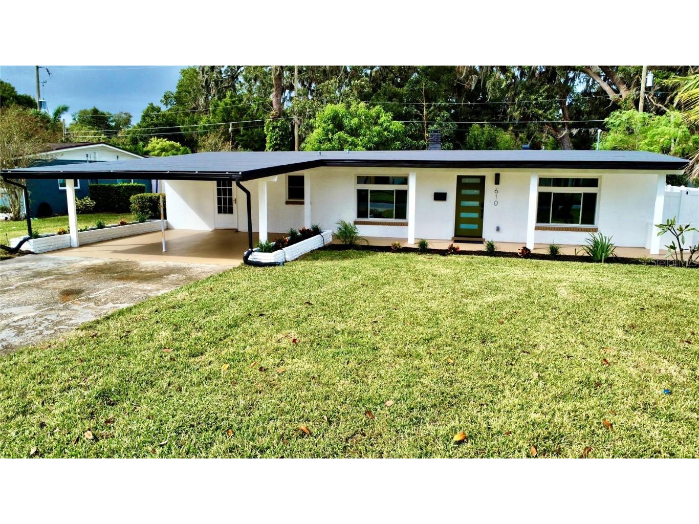 610 Strathmore Drive Orlando FL 32803 - LAKE UNDERHILL O6254413 image1