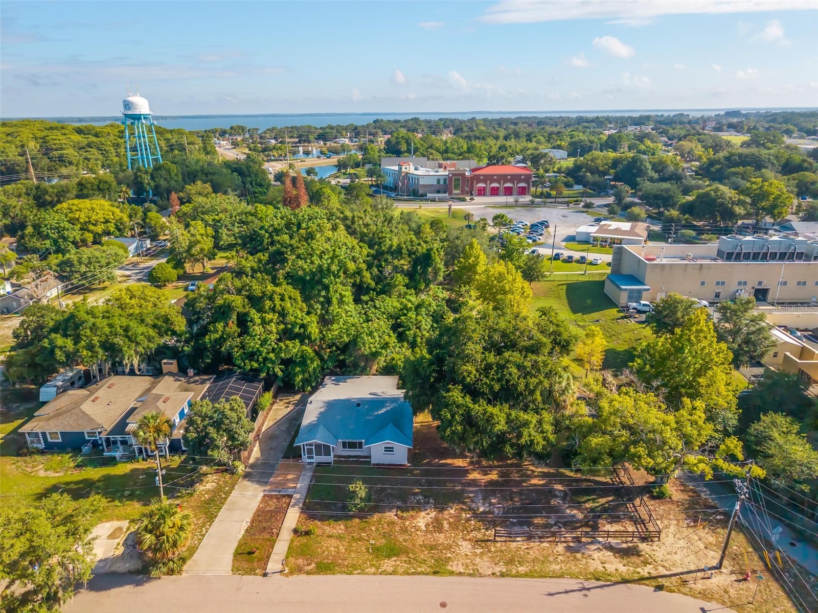 610 W Maud Street Tavares FL 32778 G5114475 image3