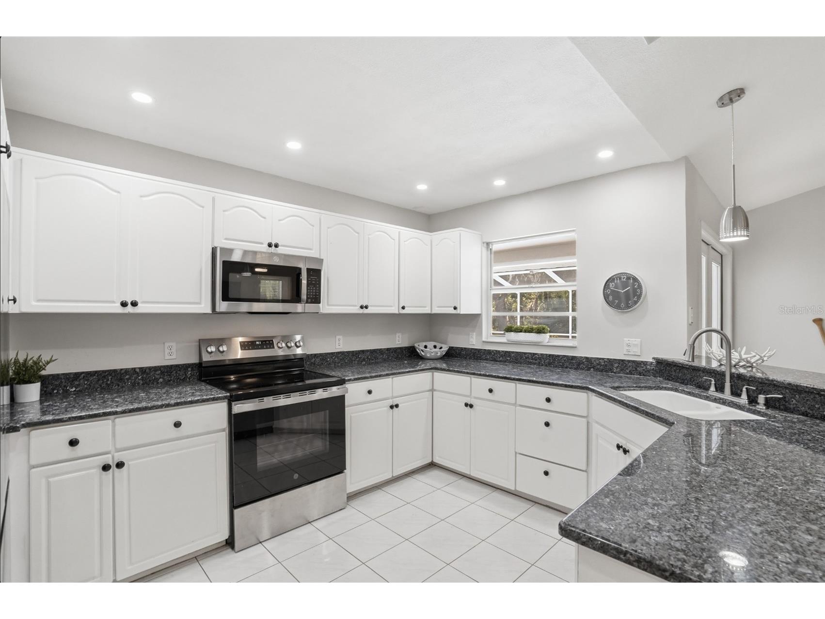 610 Woodview Way Bradenton FL 34212 TB8501504 image16