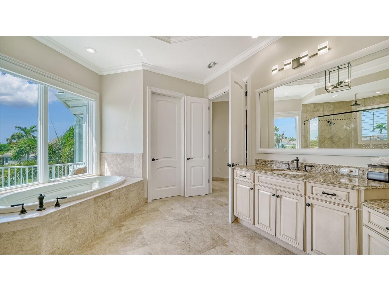 610 Yardarm Lane Longboat Key FL 34228 A4673592 image30