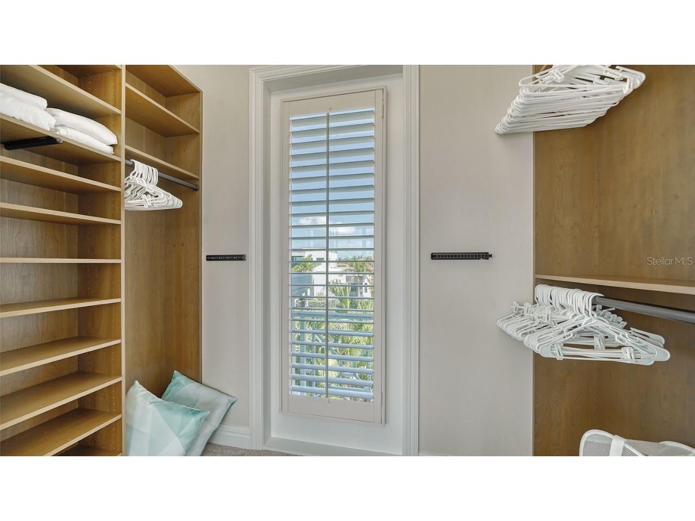 610 Yardarm Lane Longboat Key FL 34228 A4673592 image38