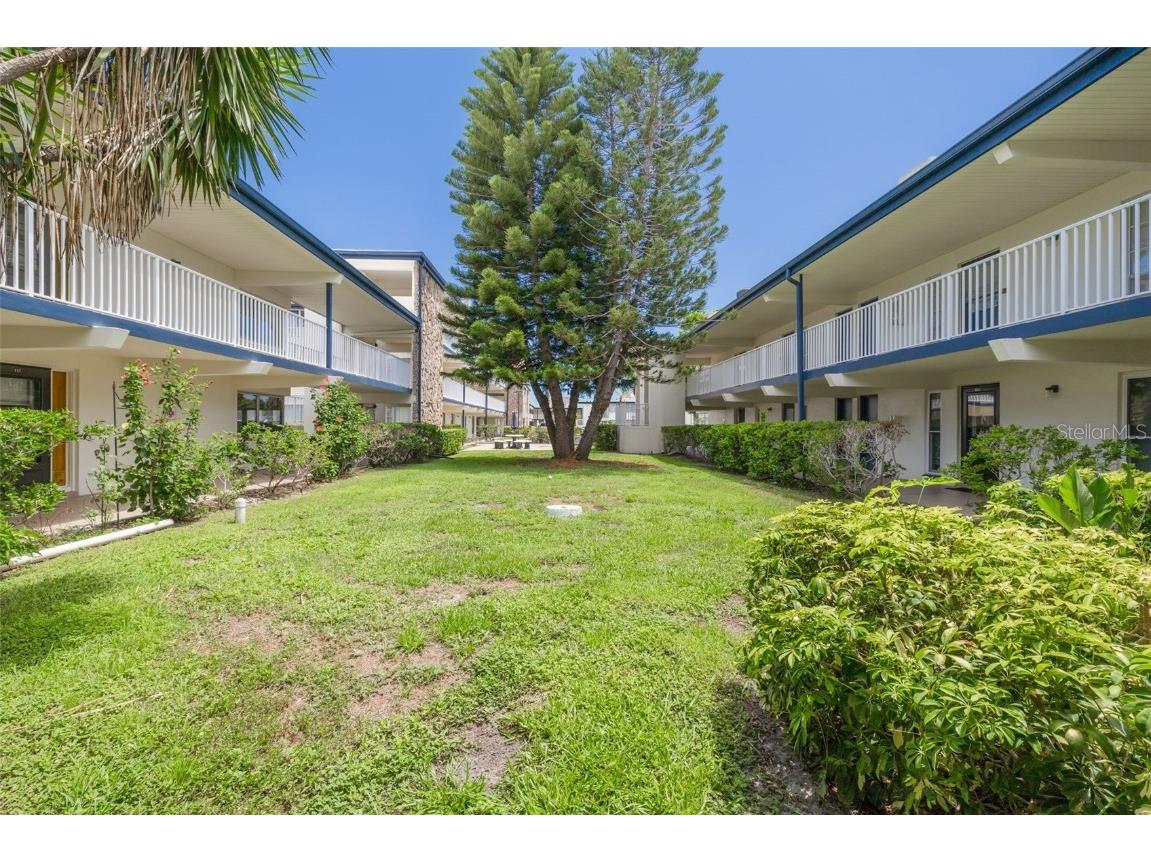 6100 12th Street S #118 Saint Petersburg FL 33705 U8247183 image1