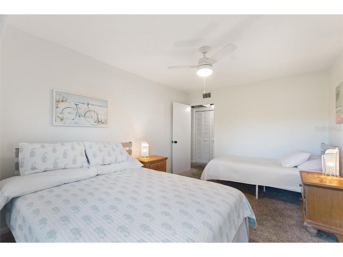 6100 12th Street S #221 Saint Petersburg FL 33705 TB8429936 image12