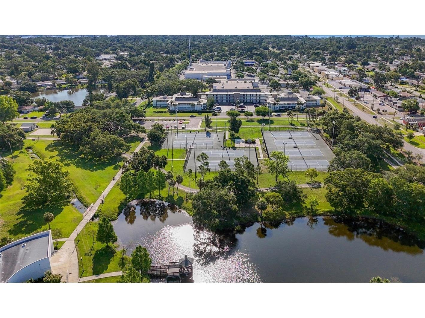 6100 12th Street S #313 Saint Petersburg FL 33705 TB8473183 image37