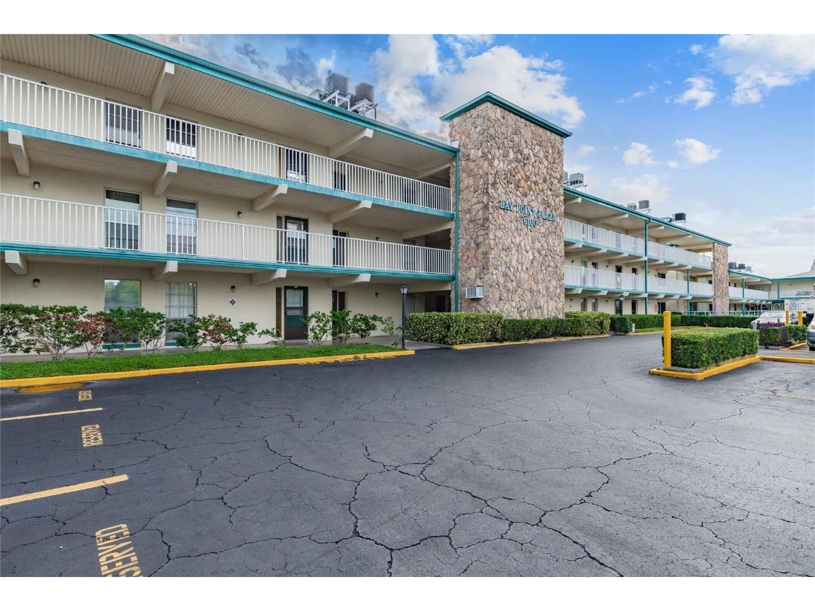 6100 12th Street S #315 Saint Petersburg FL 33705 O5983122 image1