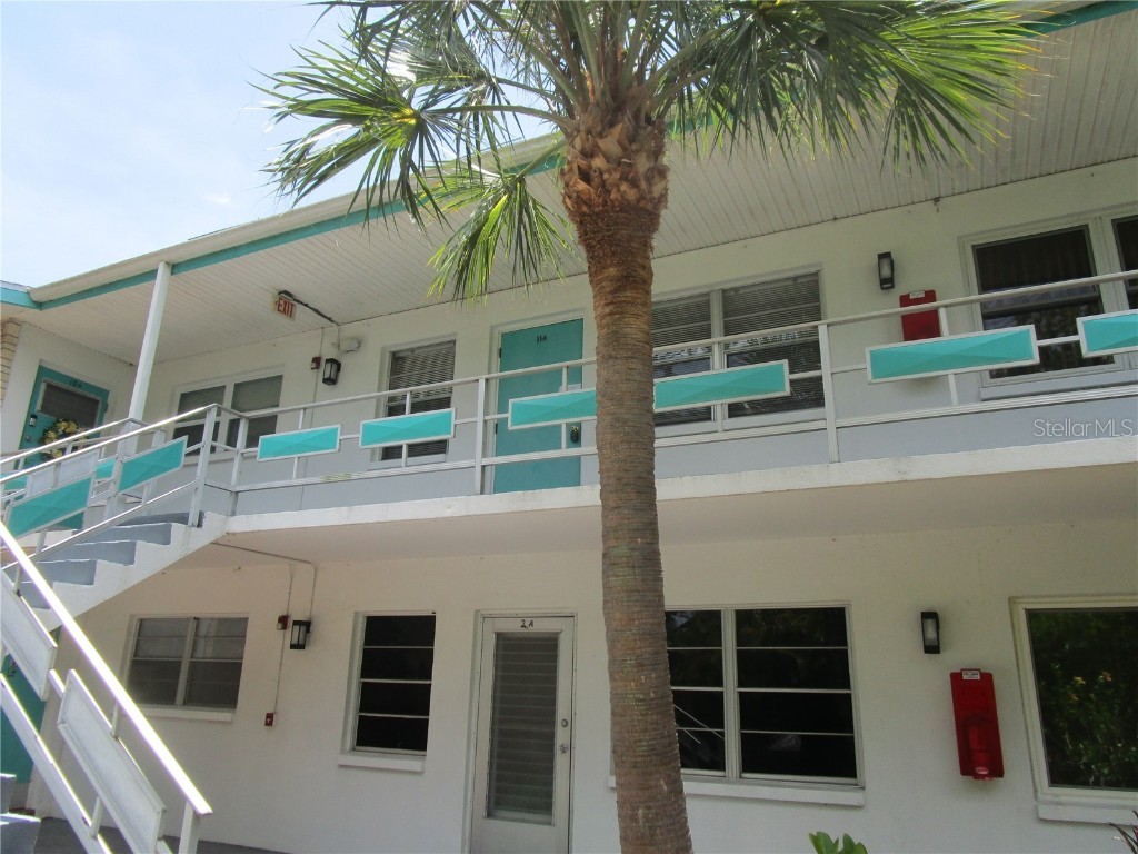 6100 21st Street N #11 Saint Petersburg FL 33714 U8247186 image1