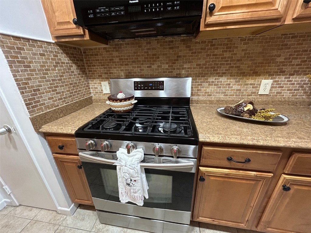 6100 21st Street N #15 Saint Petersburg FL 33714 TB8424775 image16