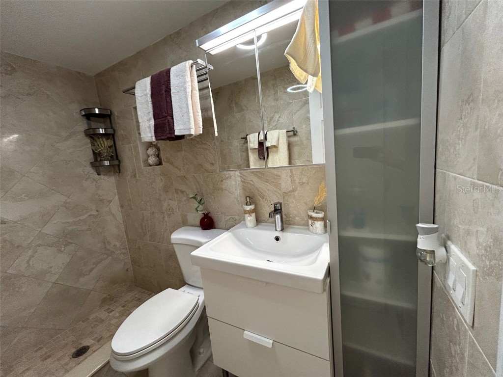 6100 21st Street N #15 Saint Petersburg FL 33714 TB8424775 image24