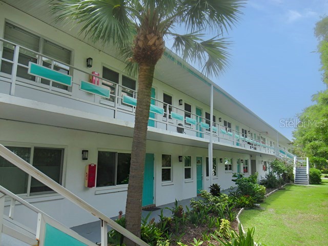 6100 21st Street N #17A Saint Petersburg FL 33714 TB8430417 image1