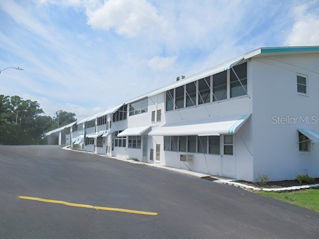 6100 21st Street N #17A Saint Petersburg FL 33714 TB8430417 image2