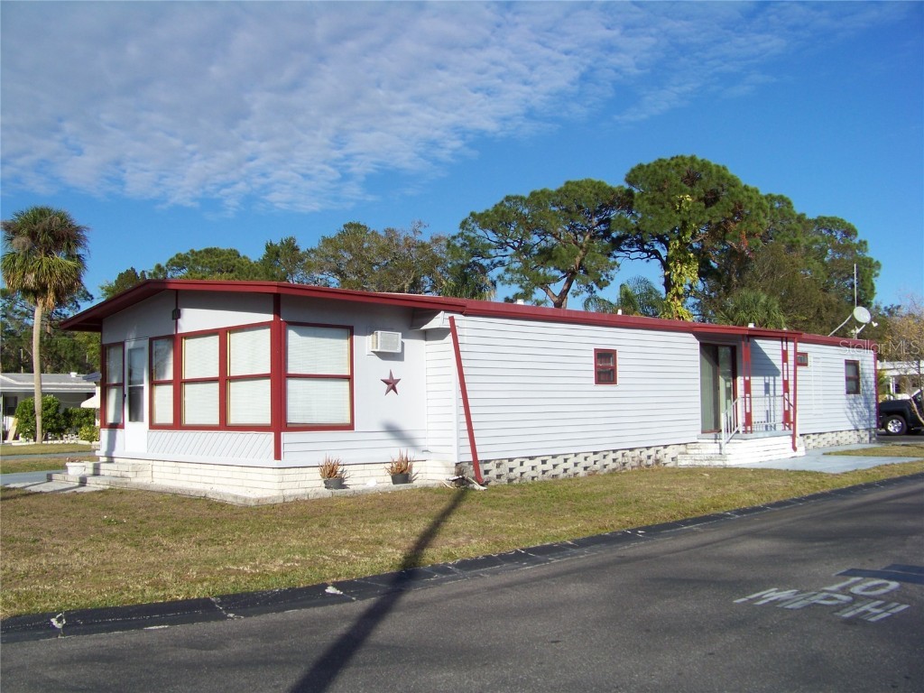 6100 62nd Avenue N #65 Pinellas Park FL 33781 TB8338475 image1