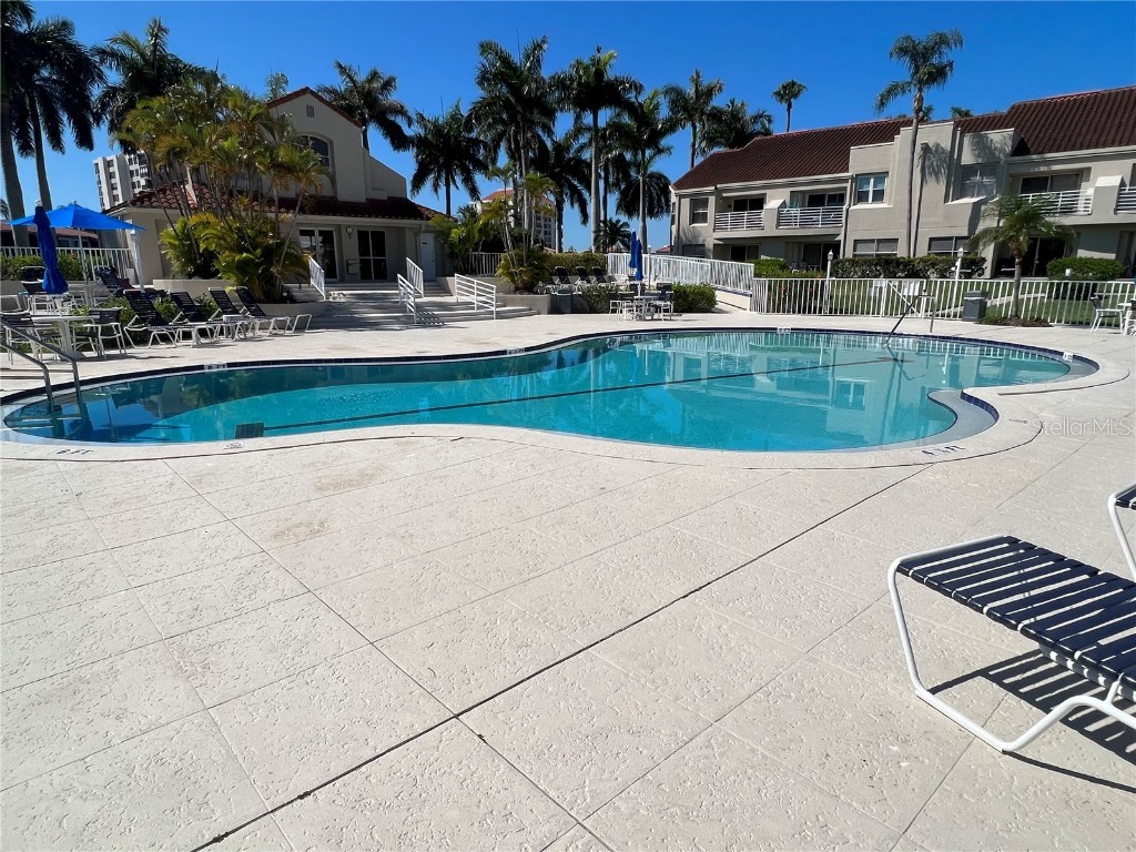 6100 Bahia Del Mar Circle #107 Saint Petersburg FL 33715 TB8389936 image3