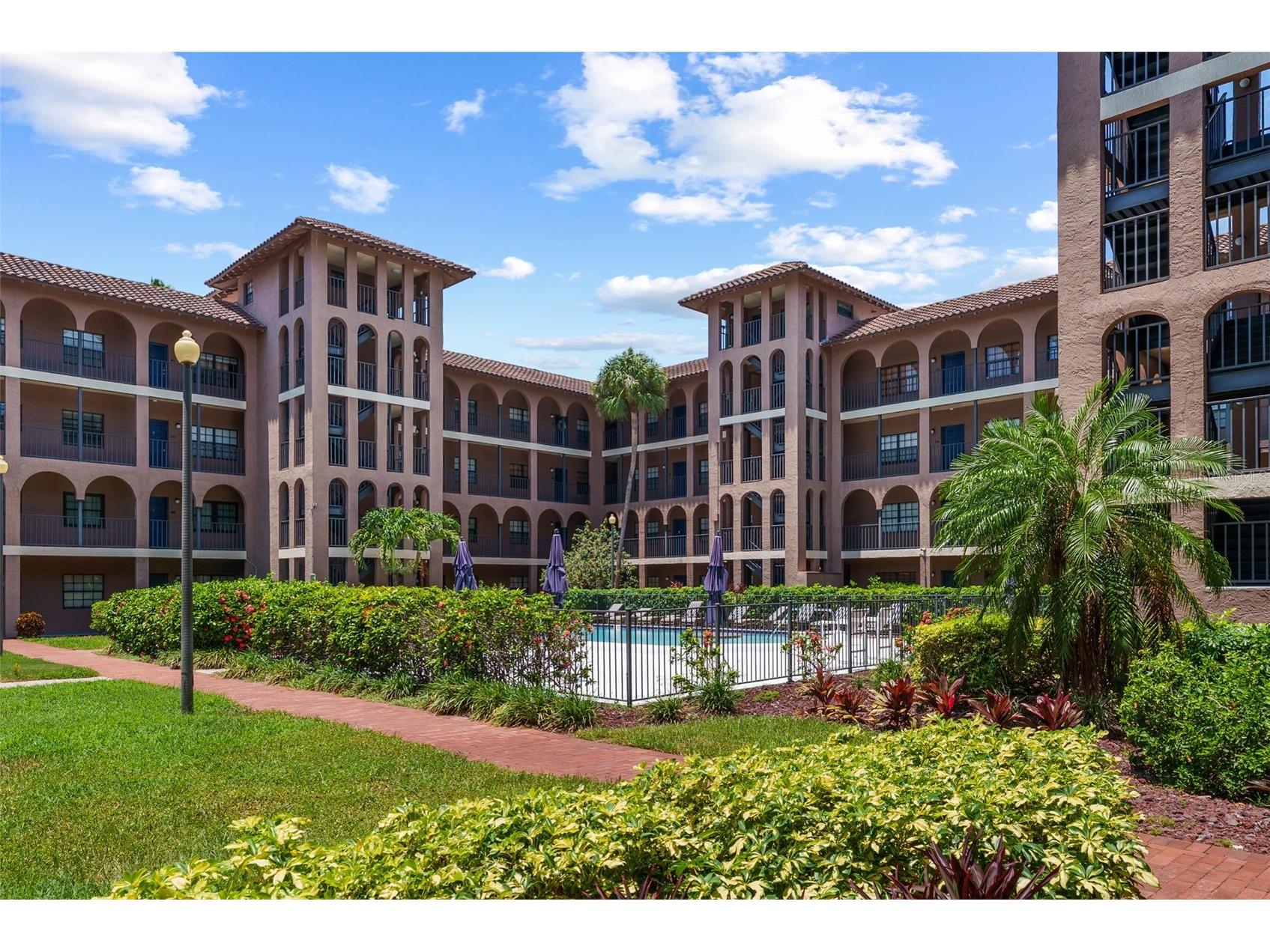 6100 Gulfport Boulevard S #107 Gulfport FL 33707 TB8519772 image51