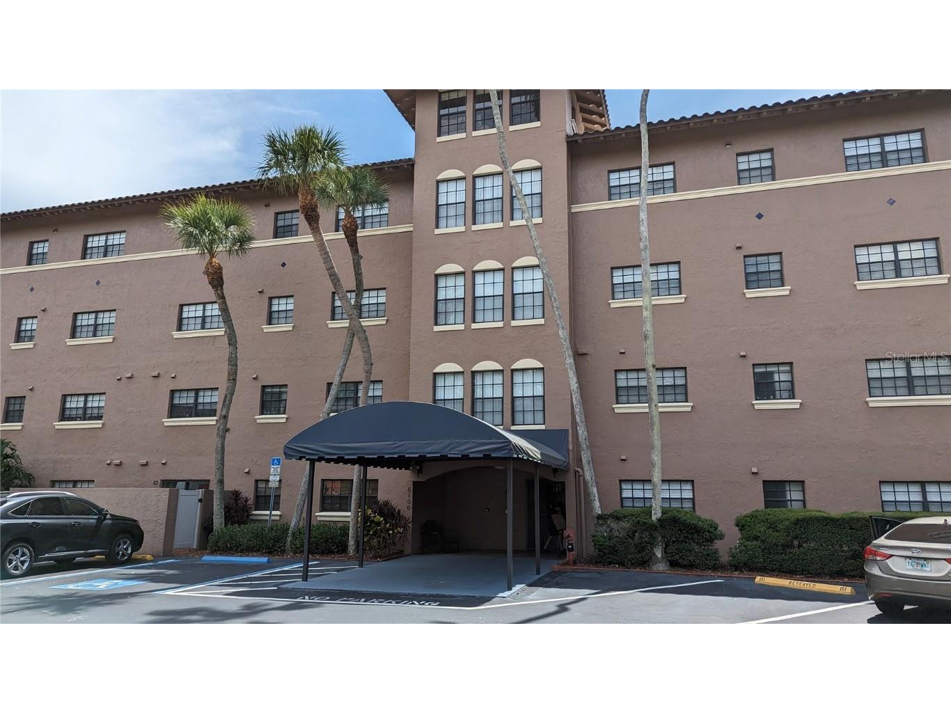 6100 Gulfport Boulevard S #212 Gulfport FL 33707 U8209356 image1