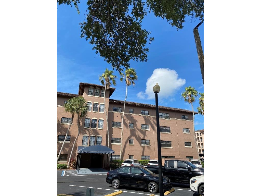 6100 Gulfport Boulevard S #216 Gulfport FL 33707 U8196684 image1