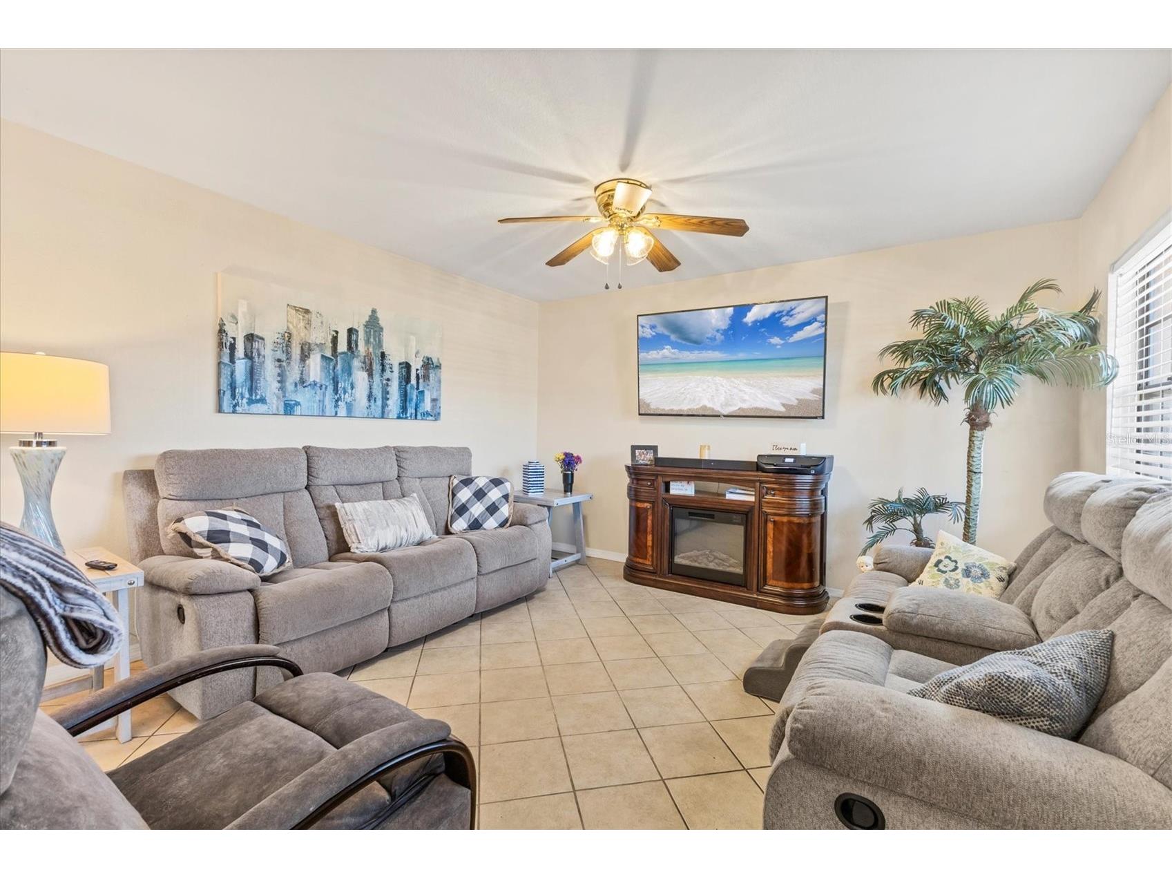 6100 Gulfport Boulevard S #415 Gulfport FL 33707 A4677493 image10