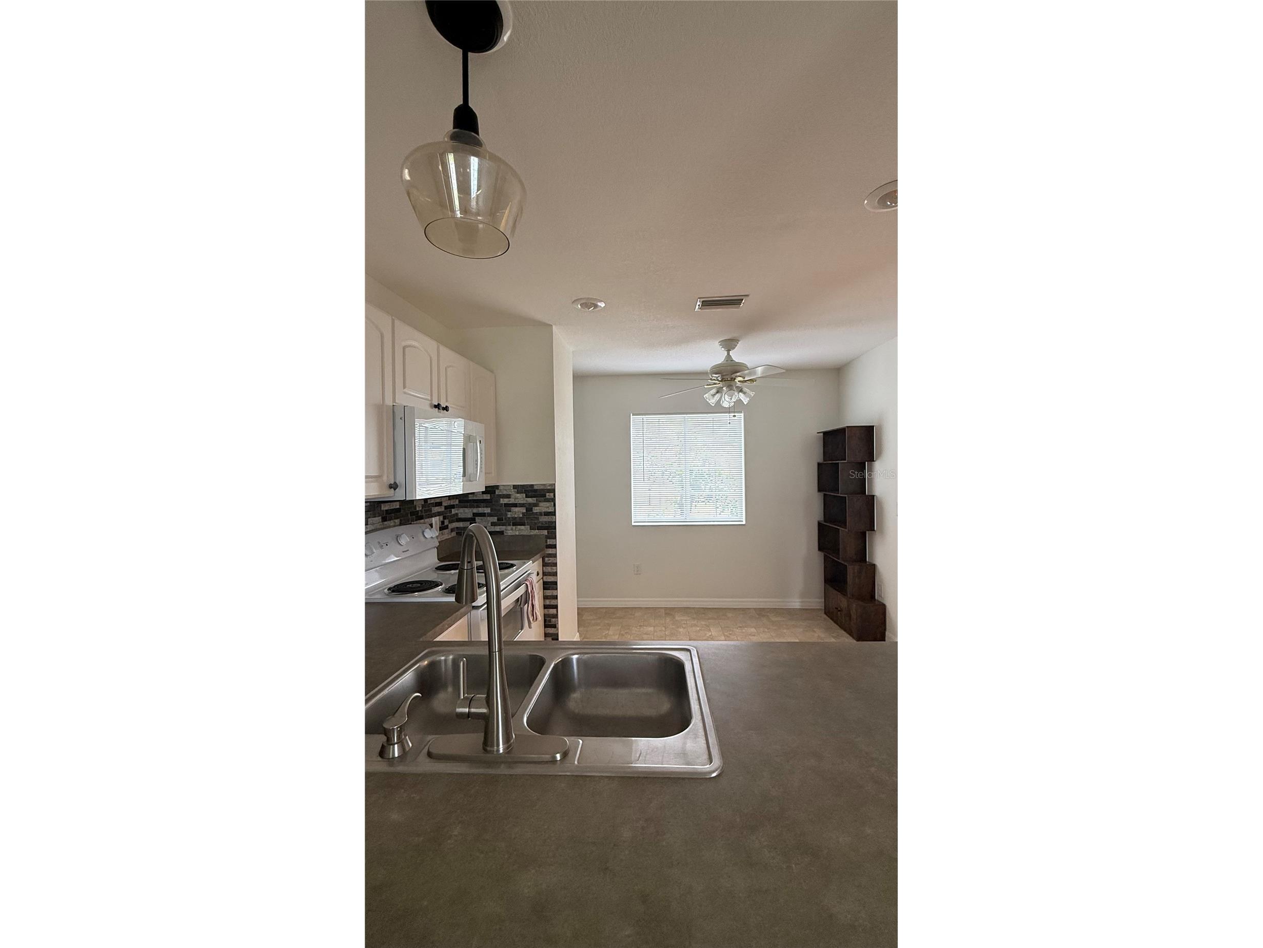 6100 Hoffman Street North Port FL 34287 A4692403 image5